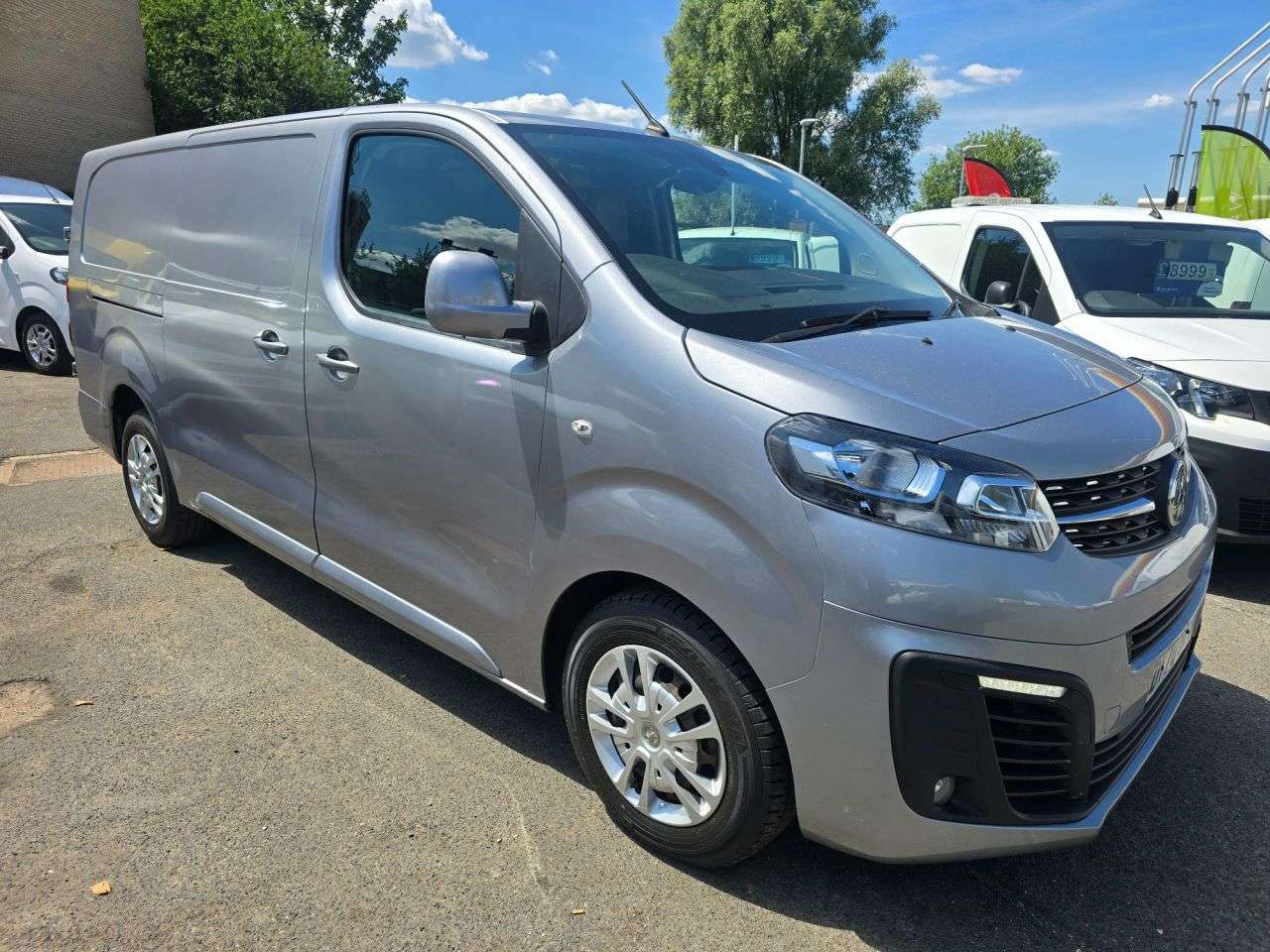 A 2020 VAUXHALL VIVARO 2.0 Turbo D 150PS L2 H1 Euro 6 Van, 50,000 Miles, 1 owner, Full Service His A 2020 VAUXHALL VIVARO 2.0 Turbo D 150PS L2 H1 Euro 6 Van, 50,000 Miles, 1 owner, Full Service His