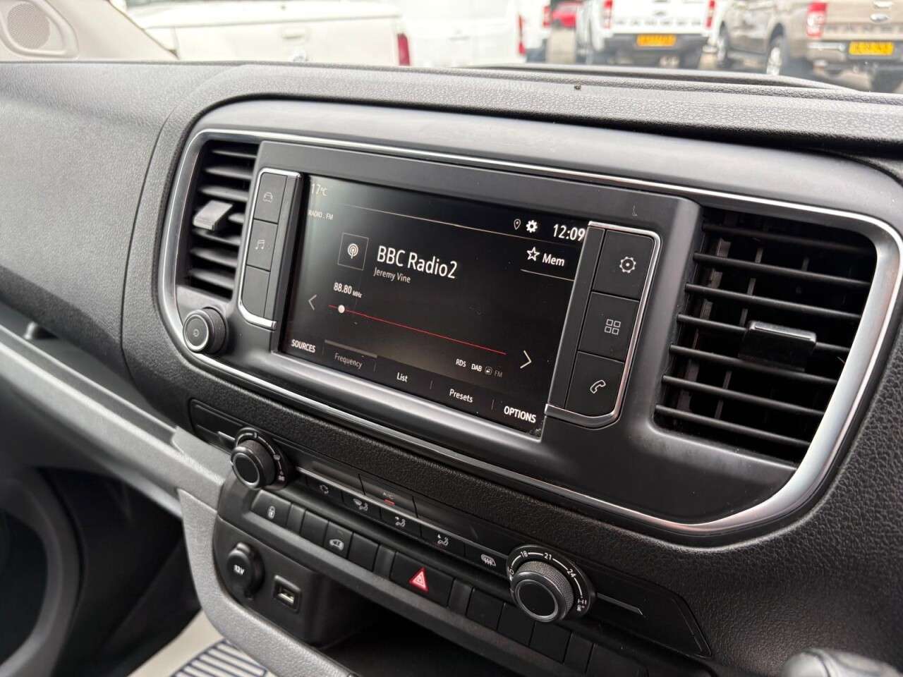 2020 VAUXHALL VIVARO 2020 VAUXHALL VIVARO