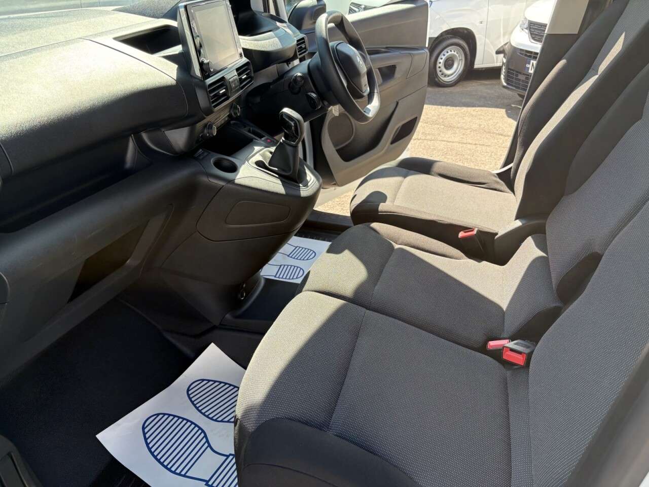 2021 PEUGEOT PARTNER 2021 PEUGEOT PARTNER