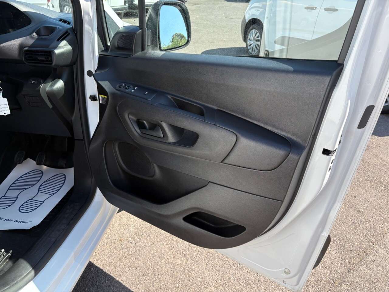 2021 PEUGEOT PARTNER 2021 PEUGEOT PARTNER