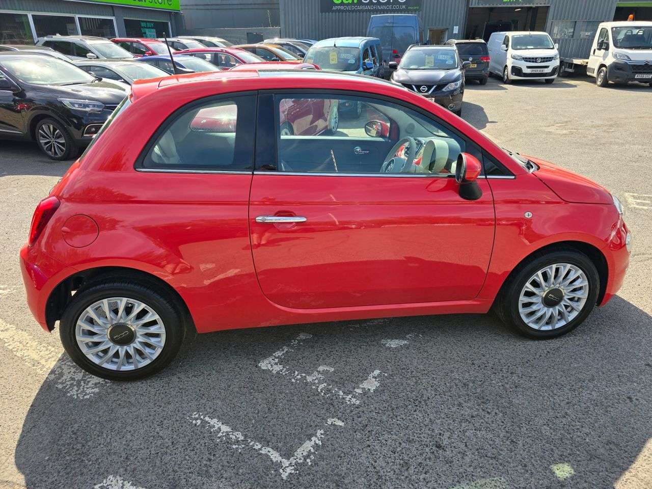 2017 FIAT 500 2017 FIAT 500