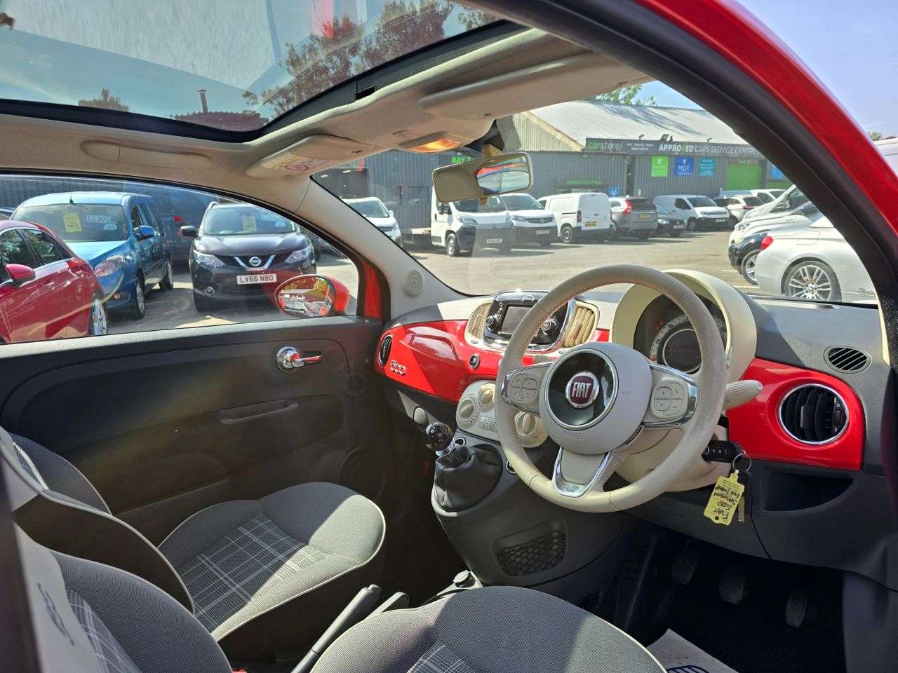 2017 FIAT 500 2017 FIAT 500