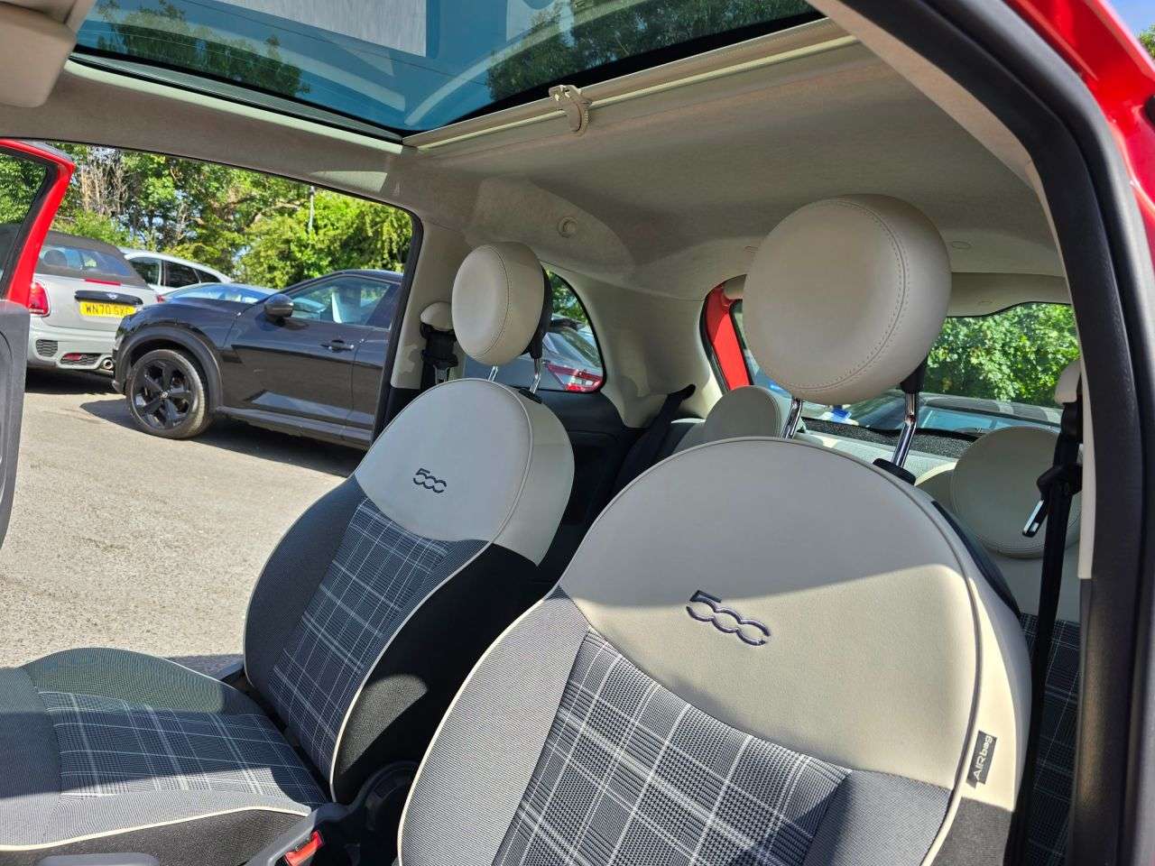 2017 FIAT 500 2017 FIAT 500