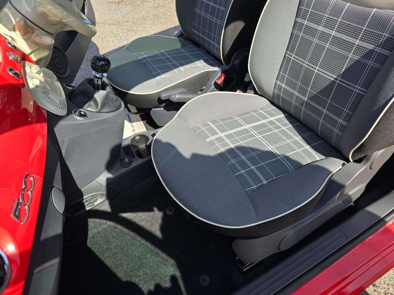 2017 FIAT 500 2017 FIAT 500