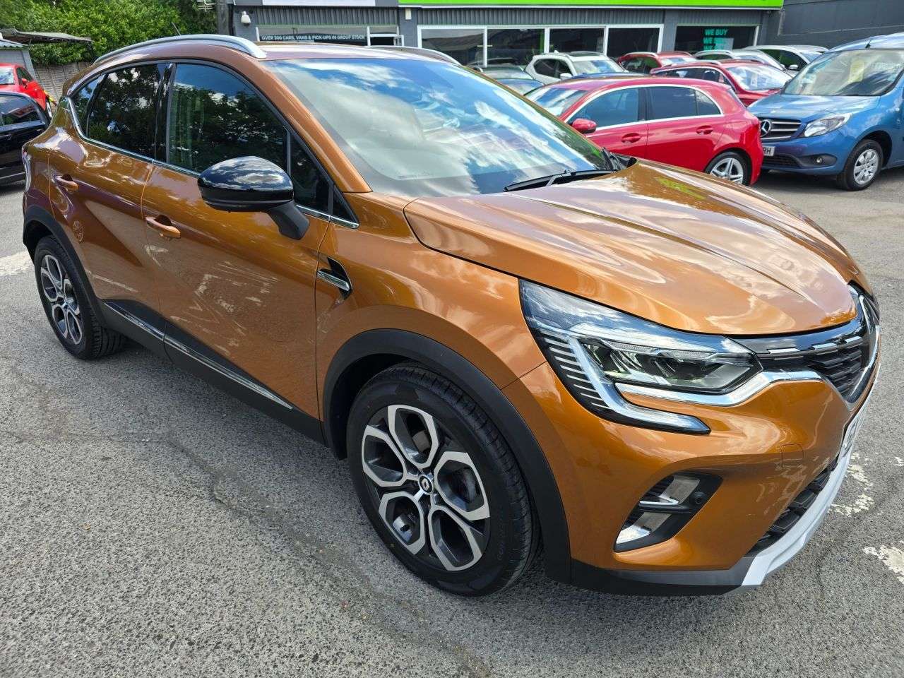 A 2022 RENAULT CAPTUR 1.3 TCe SE Edition SUV, 17.859 Miles, 1 owner, ULEZ, Euro 6, Full Service H A 2022 RENAULT CAPTUR 1.3 TCe SE Edition SUV, 17.859 Miles, 1 owner, ULEZ, Euro 6, Full Service H