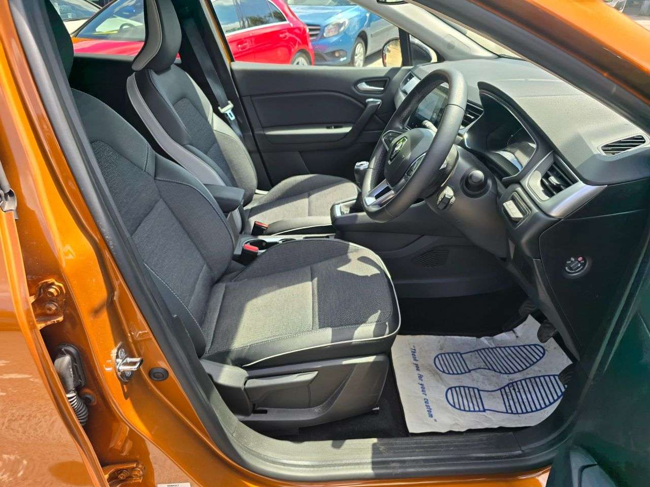 2022 RENAULT CAPTUR 2022 RENAULT CAPTUR