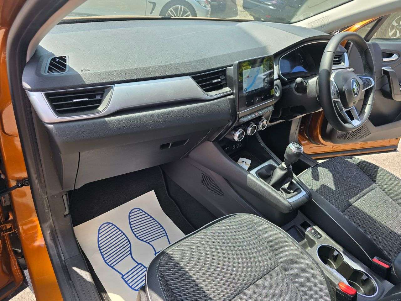 2022 RENAULT CAPTUR 2022 RENAULT CAPTUR