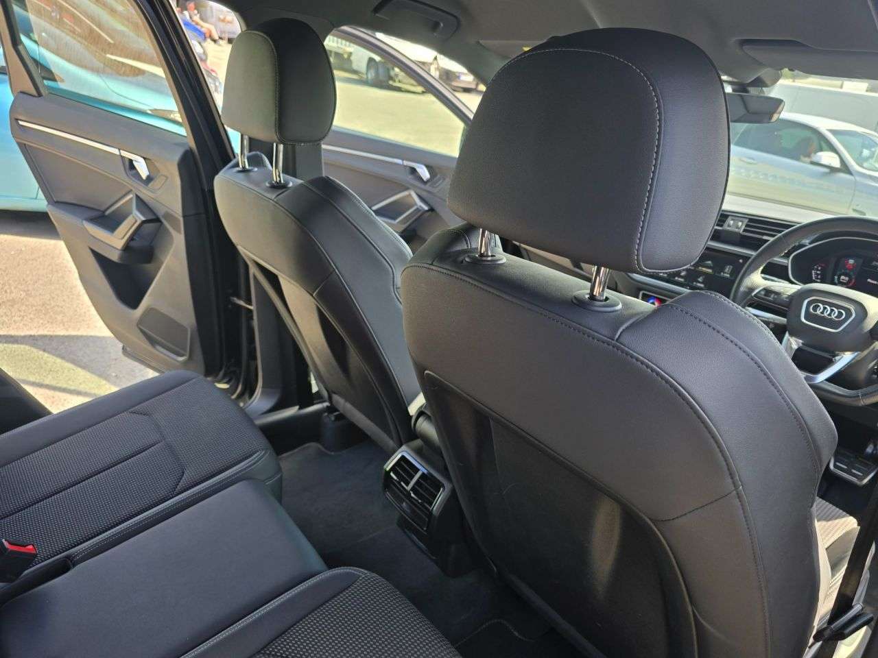 2022 AUDI Q3 2022 AUDI Q3