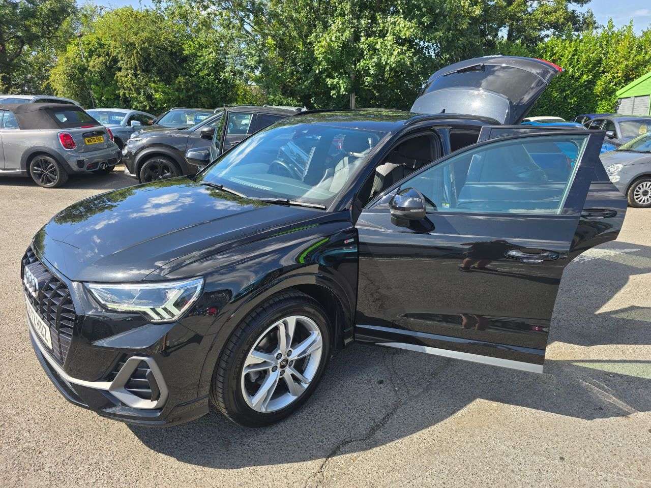 2022 AUDI Q3 2022 AUDI Q3