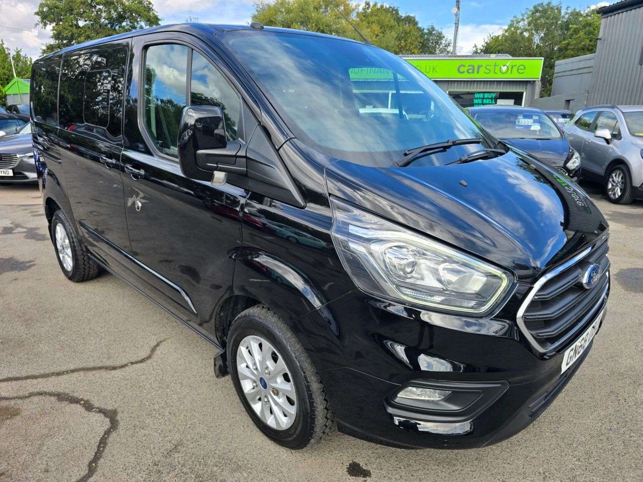 A 2018 FORD TRANSIT CUSTOM 2.0 320 EcoBlue Crew Van in Black, 71,800 miles, ULEZ Euro 6, 6-speed manua A 2018 FORD TRANSIT CUSTOM 2.0 320 EcoBlue Crew Van in Black, 71,800 miles, ULEZ Euro 6, 6-speed manua
