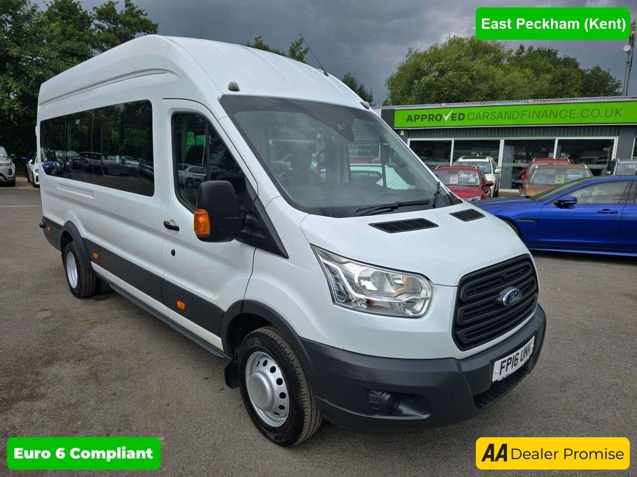 A 2016 FORD TRANSIT 2.2 TDCi 17-seat minibus in white, 91,000 miles, ULEZ Euro 6, 6-speed manua A 2016 FORD TRANSIT 2.2 TDCi 17-seat minibus in white, 91,000 miles, ULEZ Euro 6, 6-speed manua