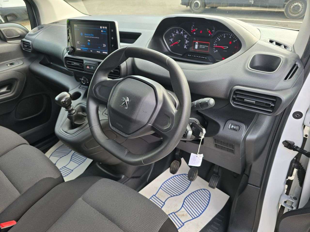 2021 PEUGEOT PARTNER 2021 PEUGEOT PARTNER