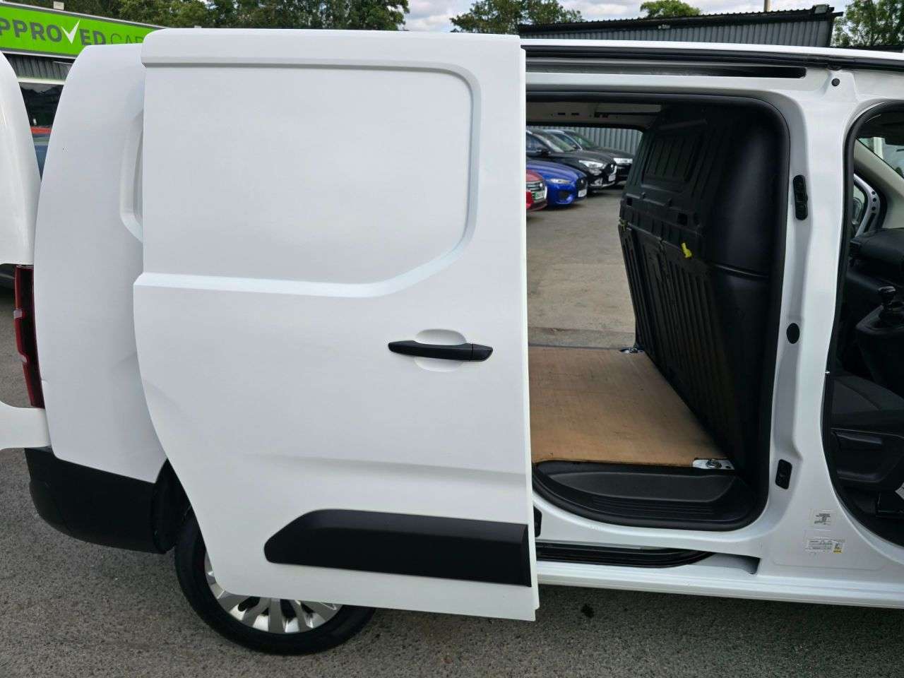 2021 PEUGEOT PARTNER 2021 PEUGEOT PARTNER