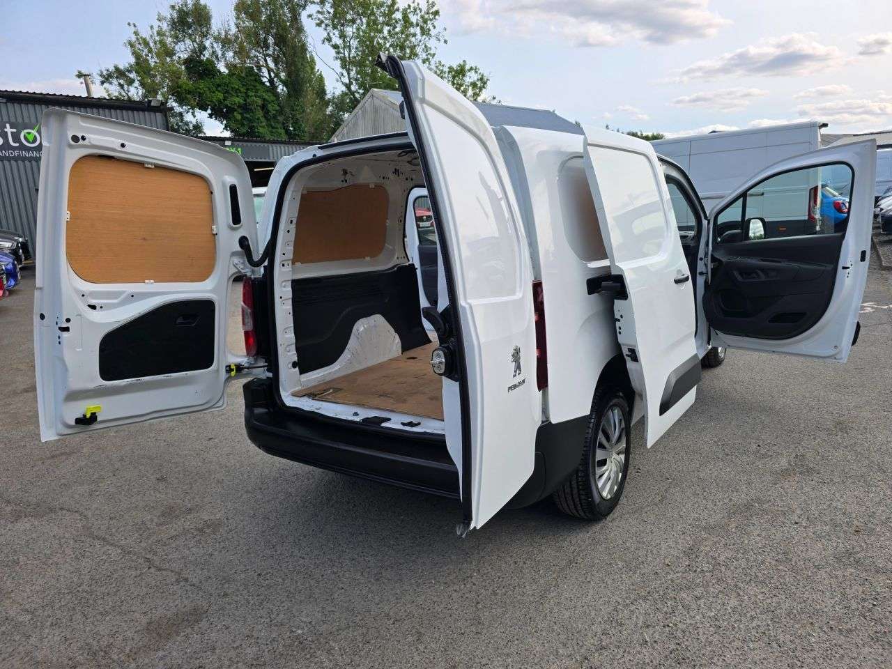 2021 PEUGEOT PARTNER 2021 PEUGEOT PARTNER