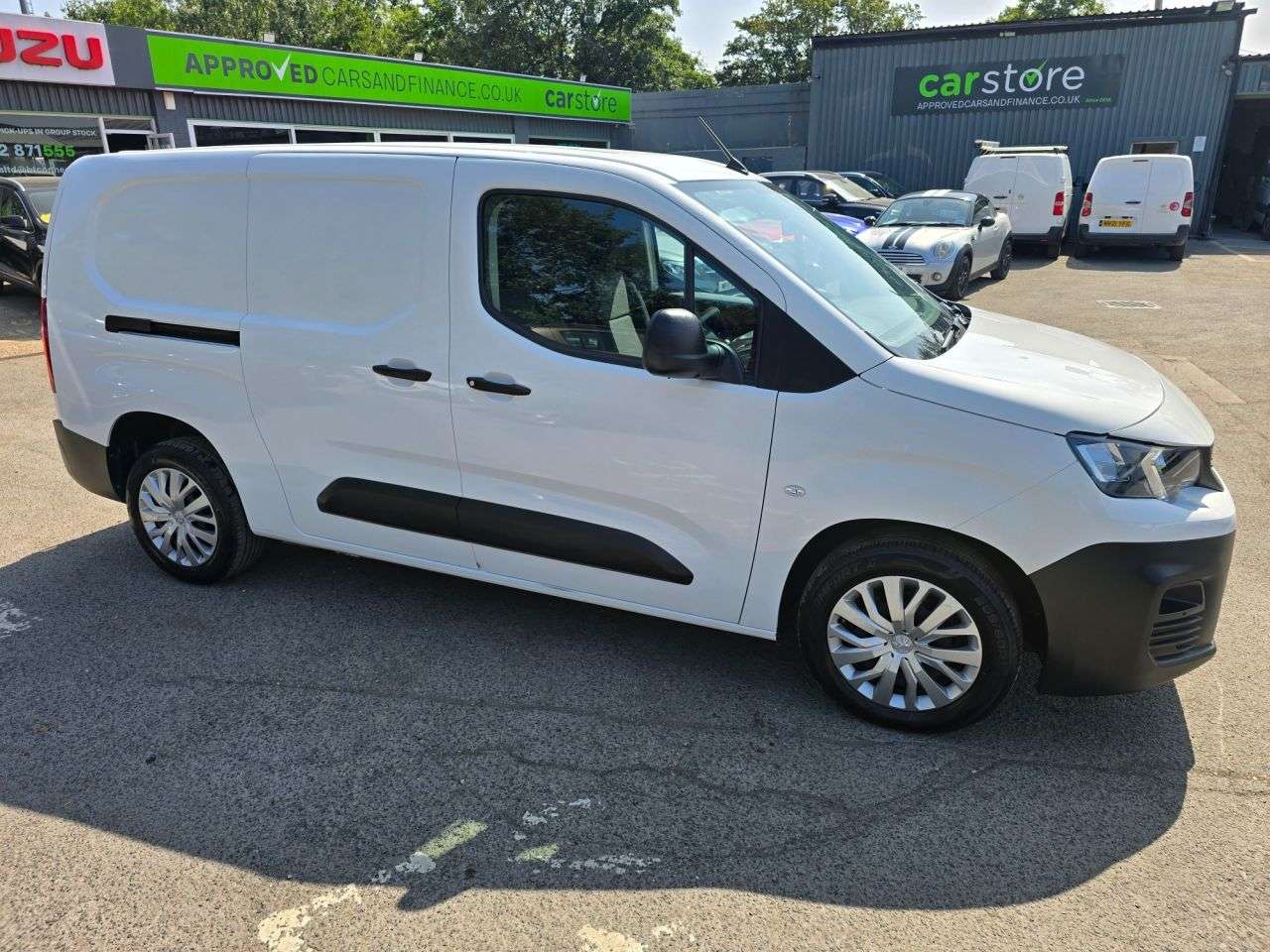 2021 PEUGEOT PARTNER 2021 PEUGEOT PARTNER