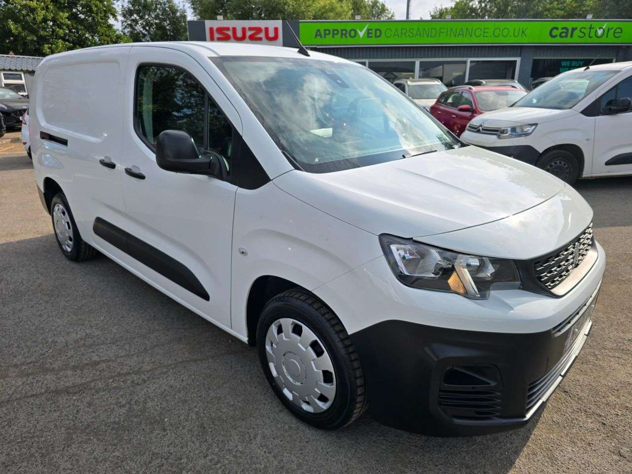 A 2021 PEUGEOT PARTNER 1.5 BlueHDi 950 Professional LWB Crew Cab Van, 46,960 miles, 1 owner, Euro A 2021 PEUGEOT PARTNER 1.5 BlueHDi 950 Professional LWB Crew Cab Van, 46,960 miles, 1 owner, Euro