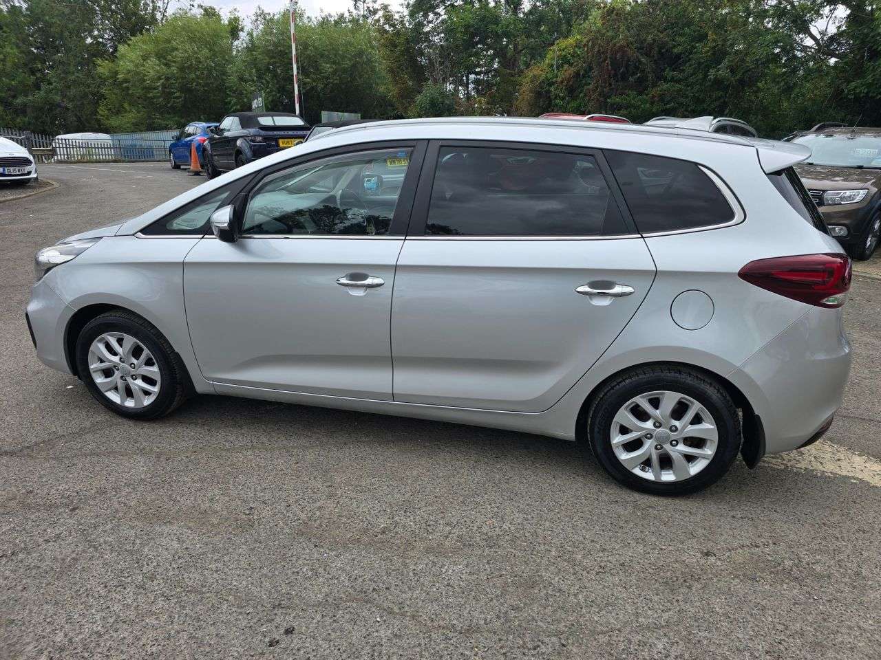 2018 KIA CARENS 2018 KIA CARENS