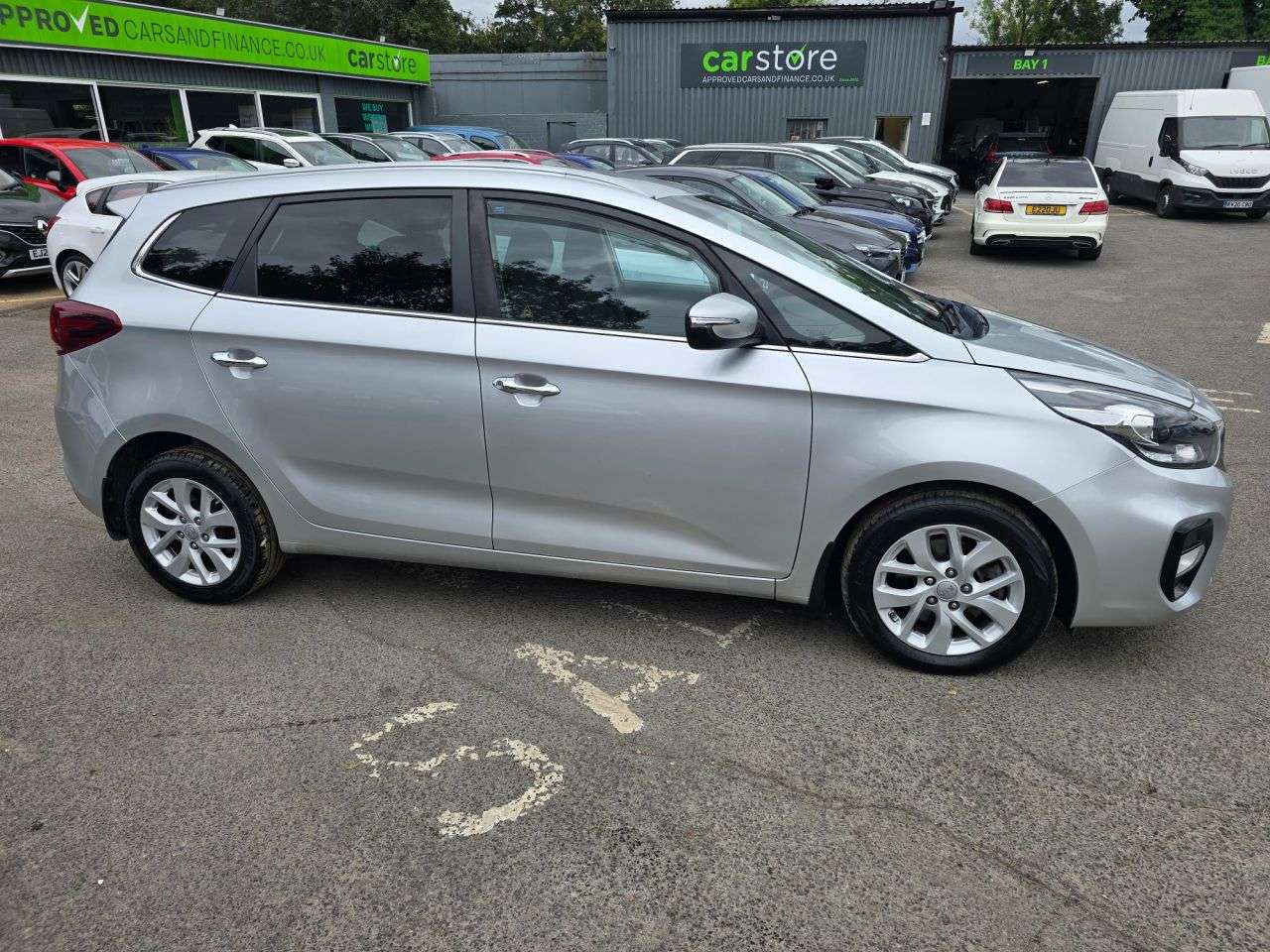 2018 KIA CARENS 2018 KIA CARENS