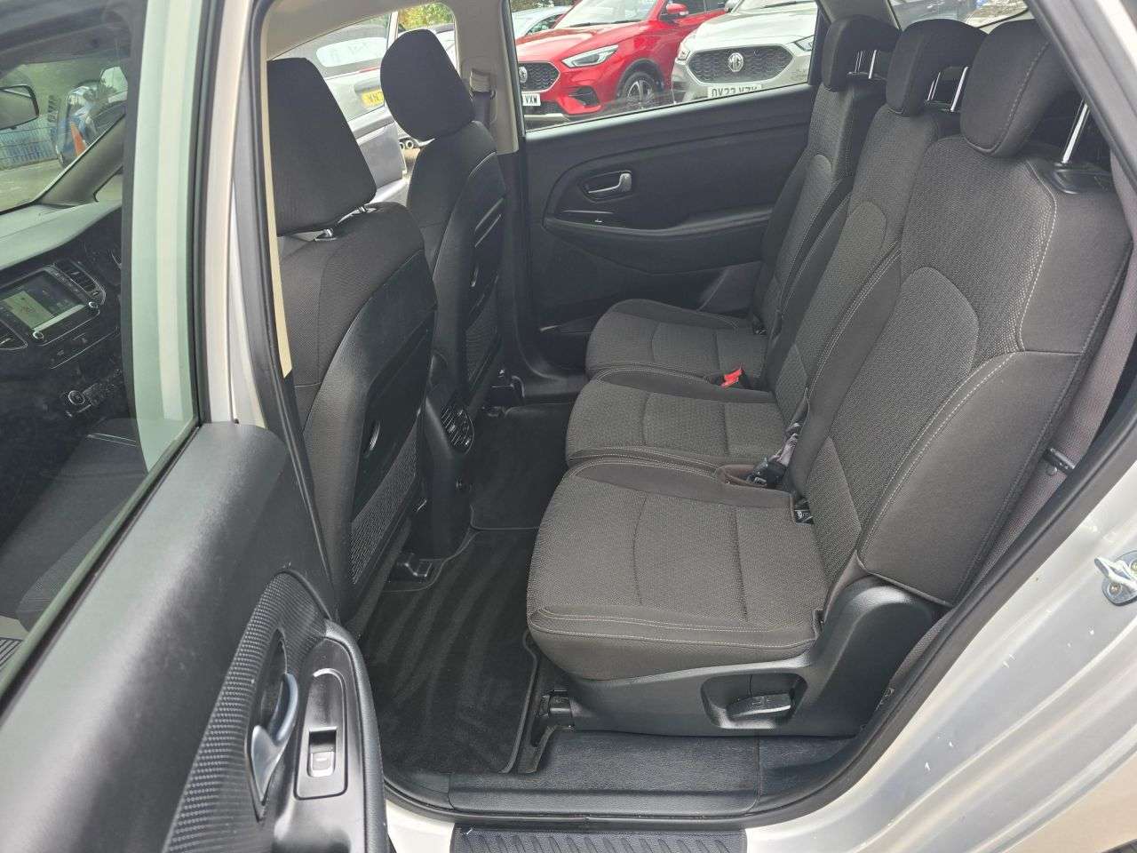 2018 KIA CARENS 2018 KIA CARENS