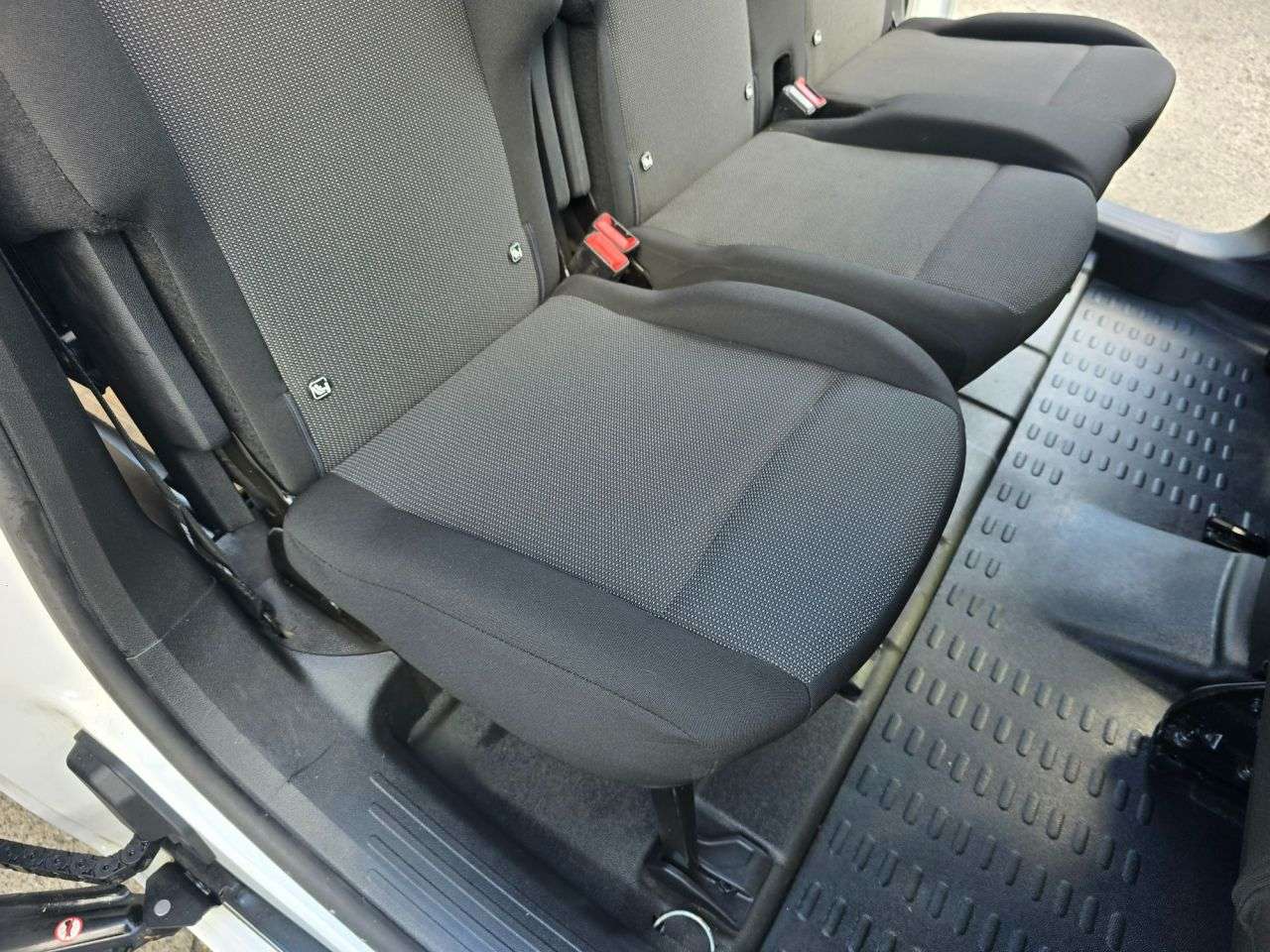 2021 PEUGEOT PARTNER 2021 PEUGEOT PARTNER