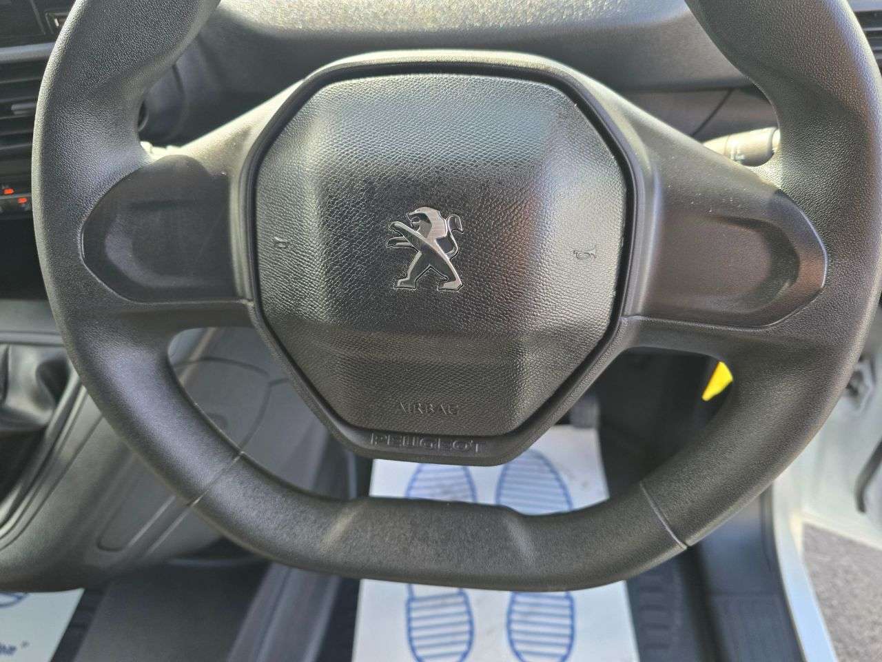 2021 PEUGEOT PARTNER 2021 PEUGEOT PARTNER