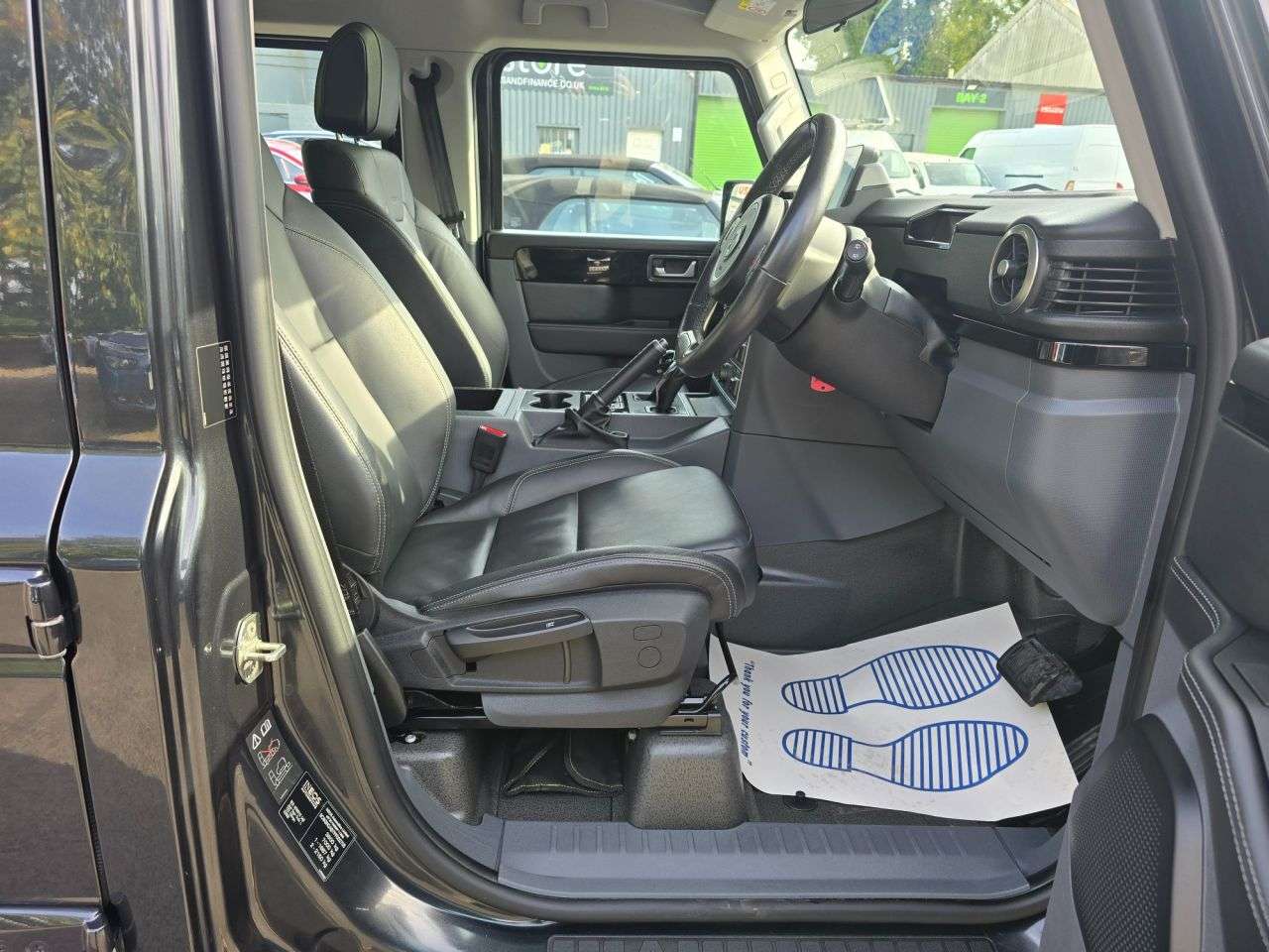 2023 INEOS GRENADIER 2023 INEOS GRENADIER