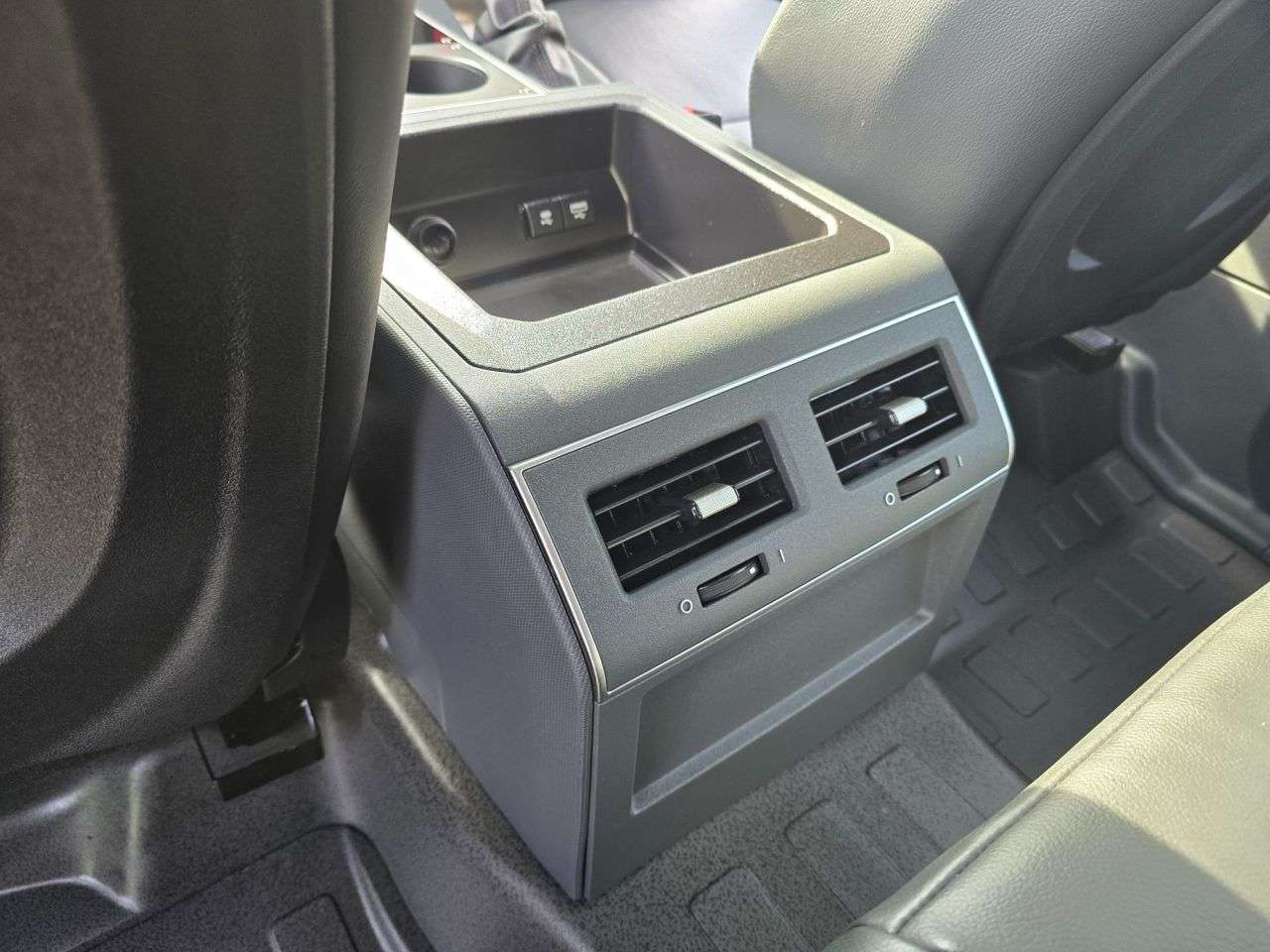 2023 INEOS GRENADIER 2023 INEOS GRENADIER