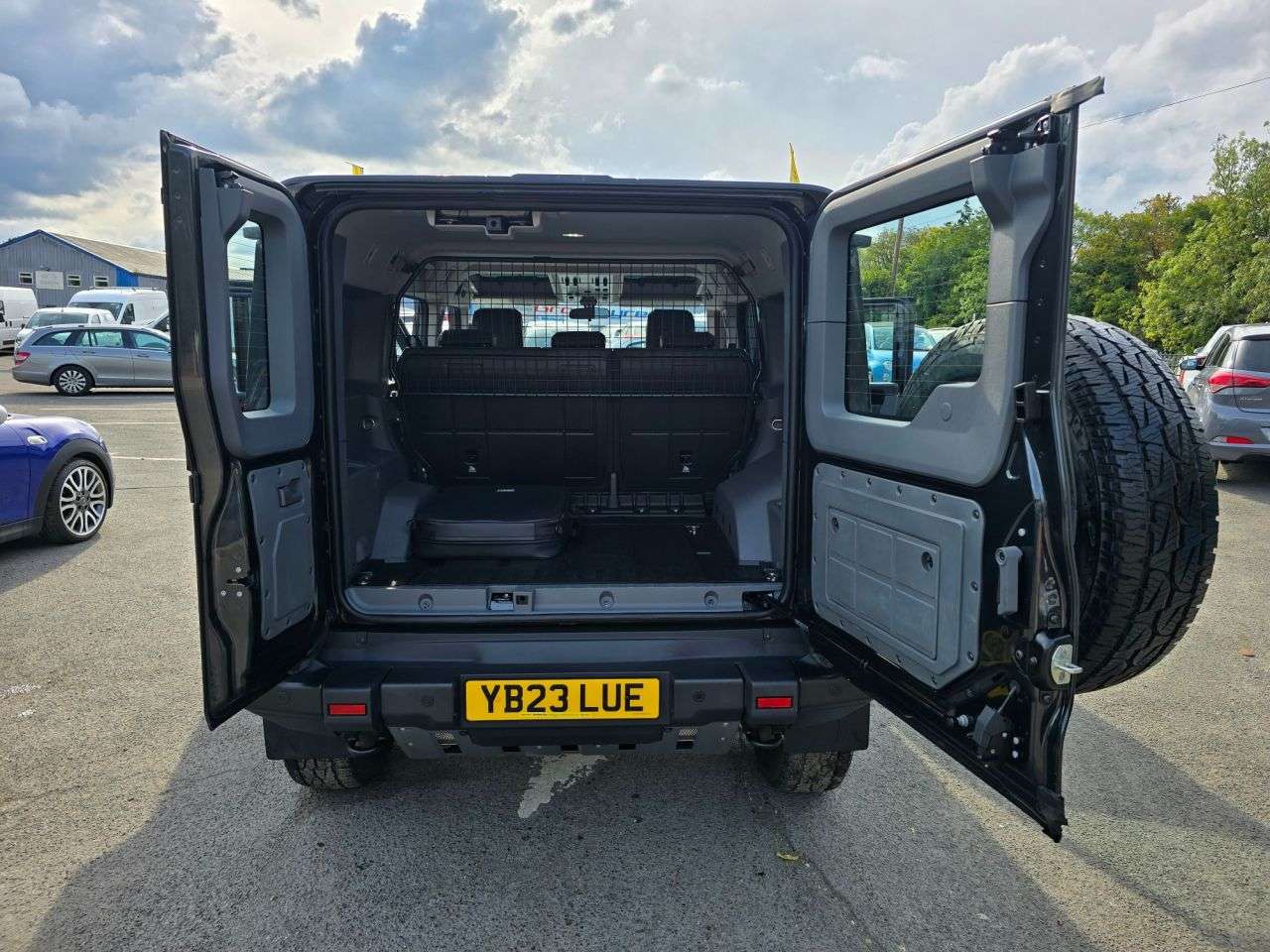 2023 INEOS GRENADIER 2023 INEOS GRENADIER