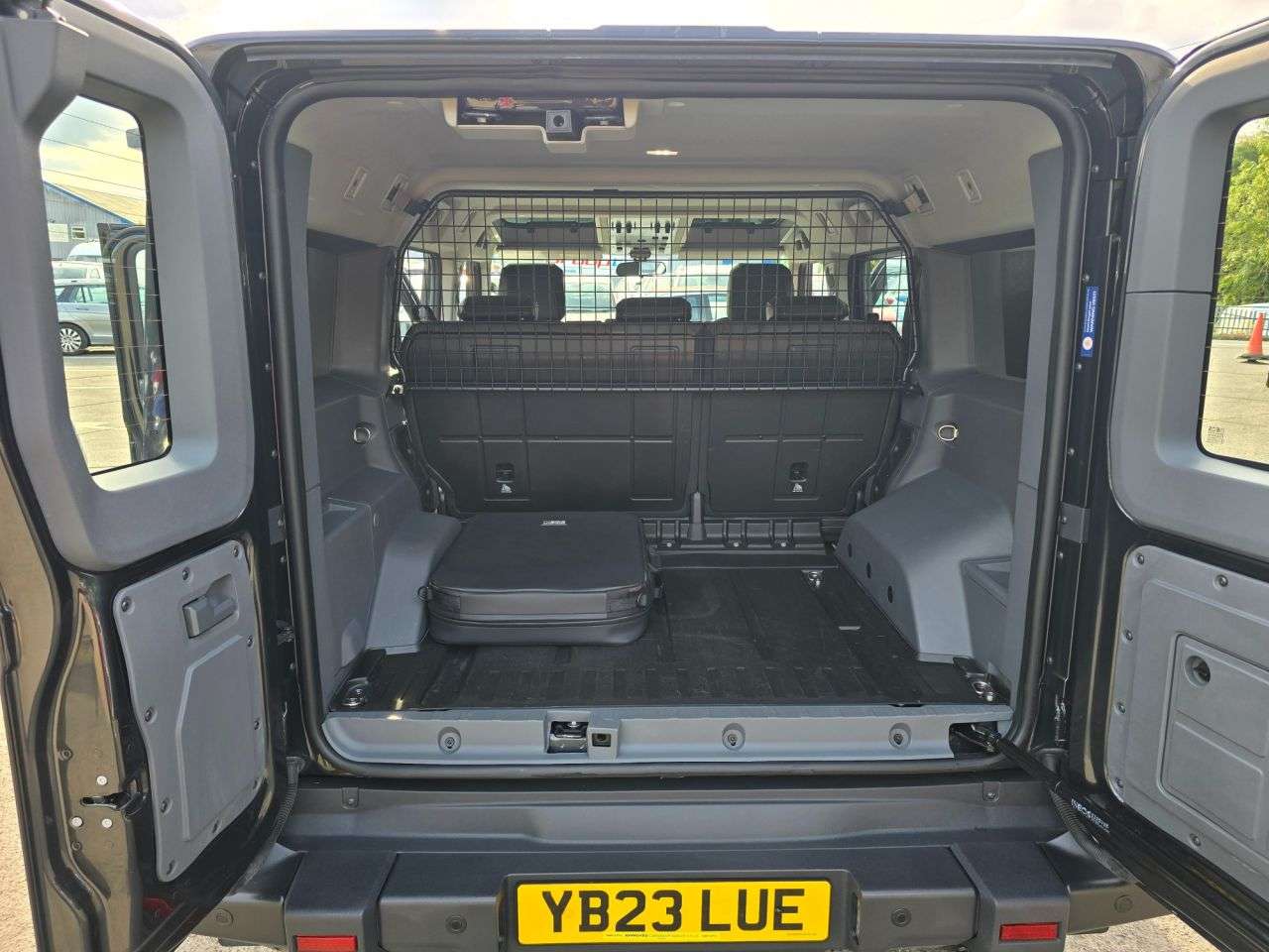 2023 INEOS GRENADIER 2023 INEOS GRENADIER