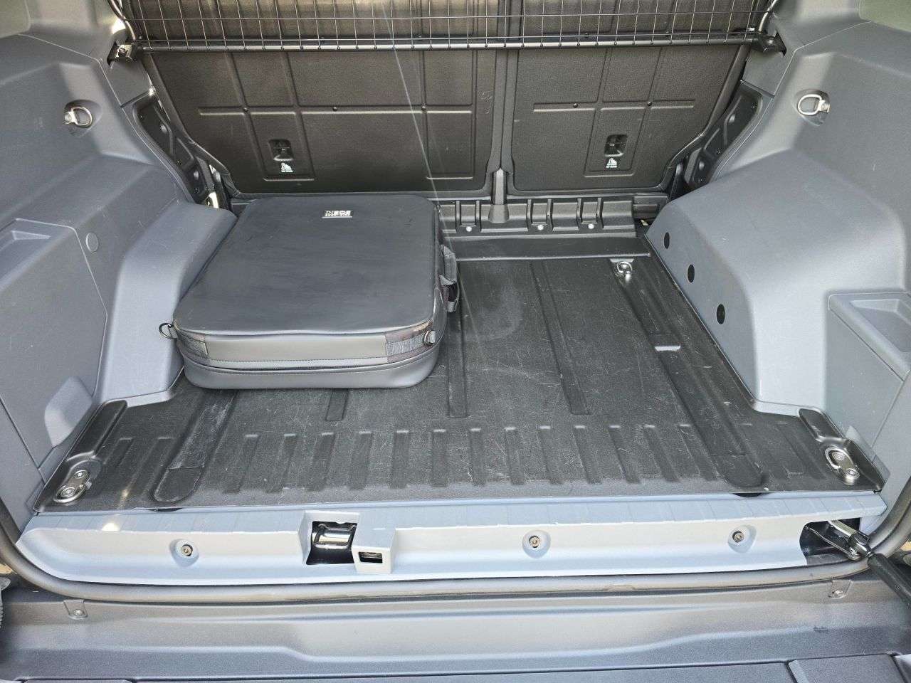 2023 INEOS GRENADIER 2023 INEOS GRENADIER