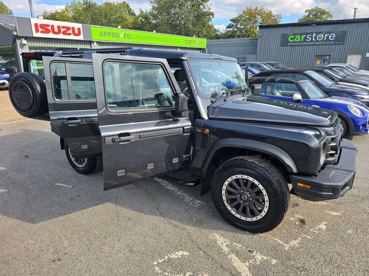 2023 INEOS GRENADIER 2023 INEOS GRENADIER