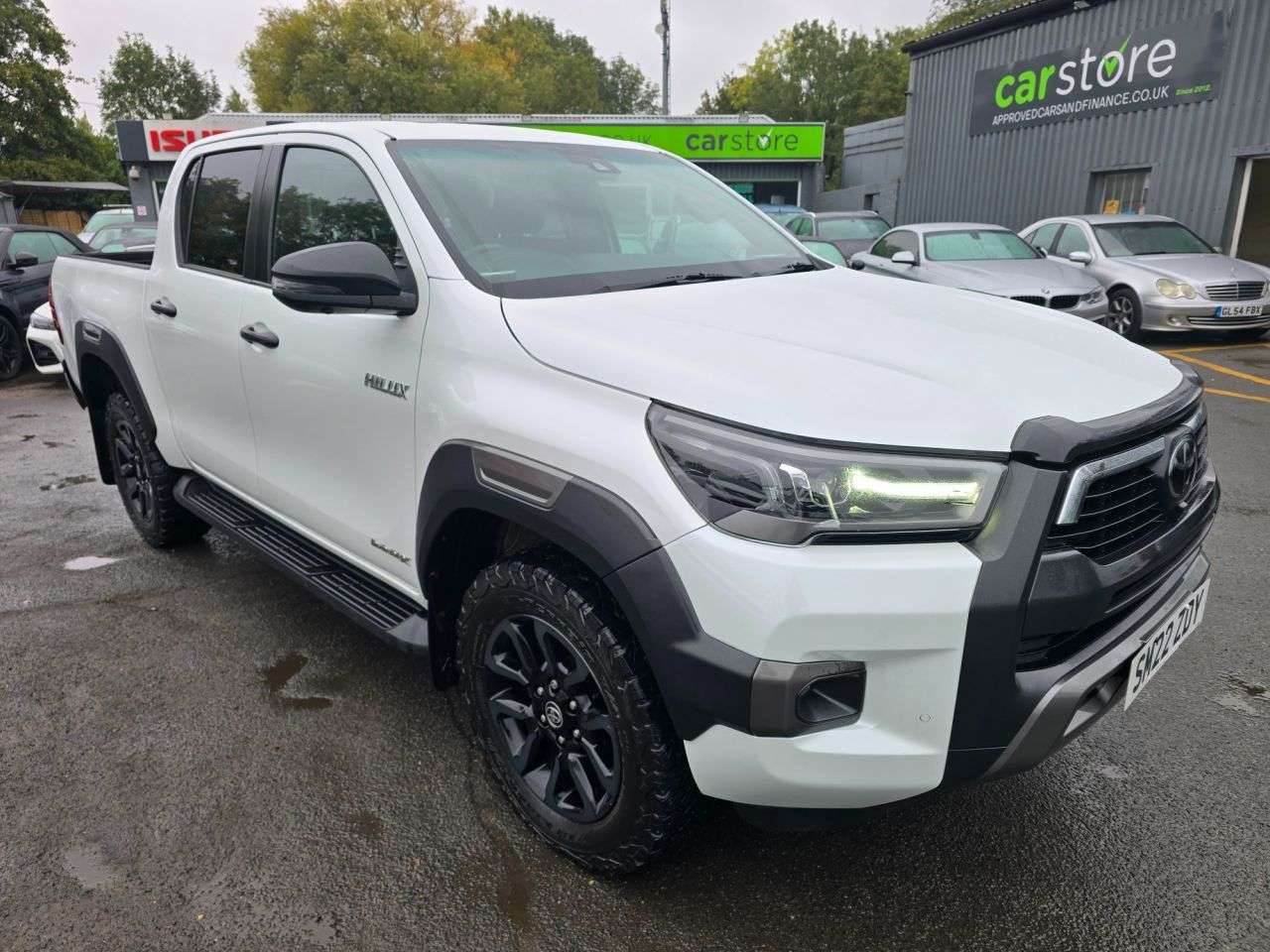 A 2022 TOYOTA HI-LUX 2.8 D-4D Invincible X Double Cab, 85,000 miles, 1 owner, ULEZ Euro 6, Autom A 2022 TOYOTA HI-LUX 2.8 D-4D Invincible X Double Cab, 85,000 miles, 1 owner, ULEZ Euro 6, Autom