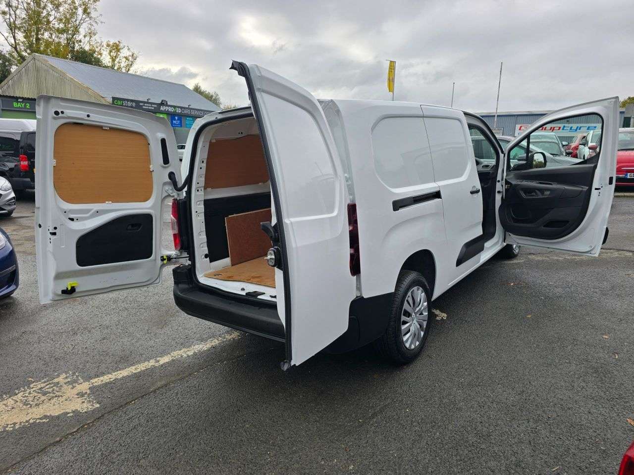 2021 PEUGEOT PARTNER 2021 PEUGEOT PARTNER