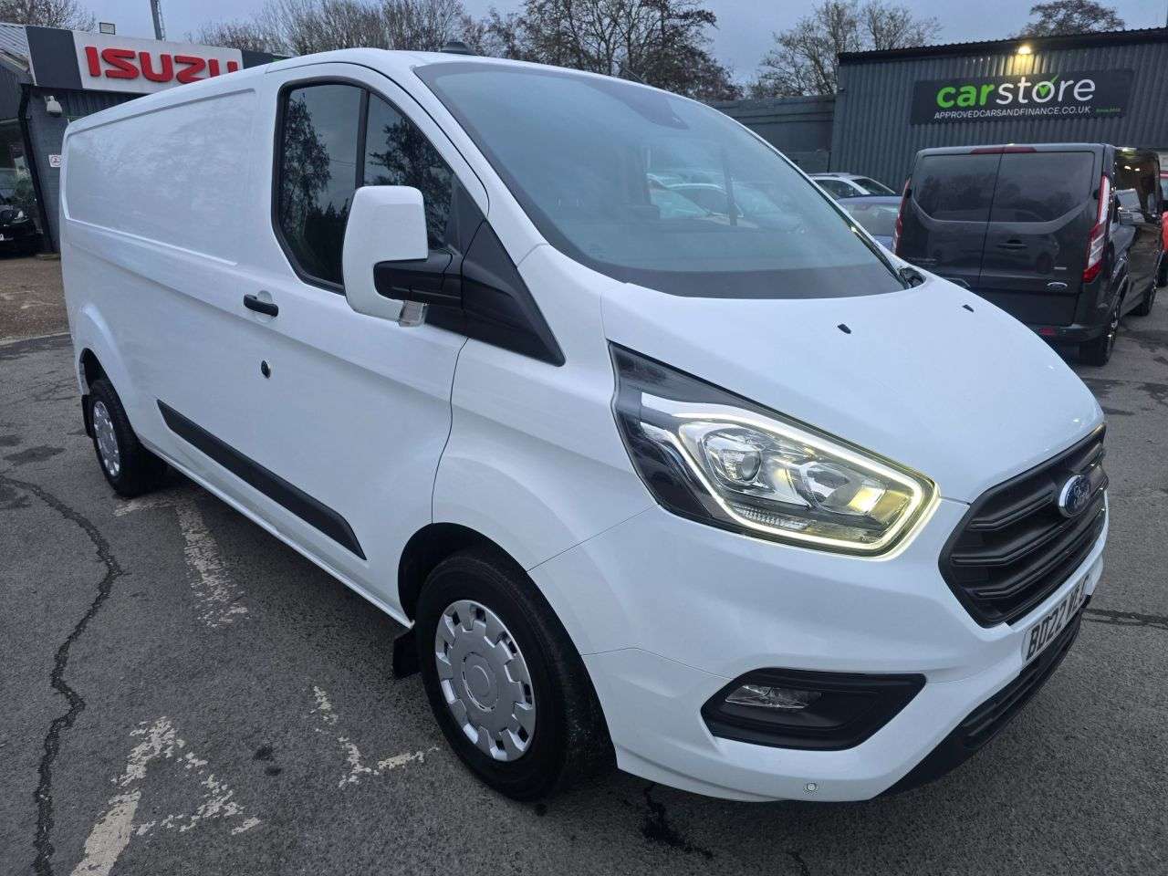 A 2022 FORD TRANSIT CUSTOM 2.0 300 EcoBlue Trend L2 H1, 70.800 miles, 1 owner, ULEZ Euro 6, 6-speed, A A 2022 FORD TRANSIT CUSTOM 2.0 300 EcoBlue Trend L2 H1, 70.800 miles, 1 owner, ULEZ Euro 6, 6-speed, A