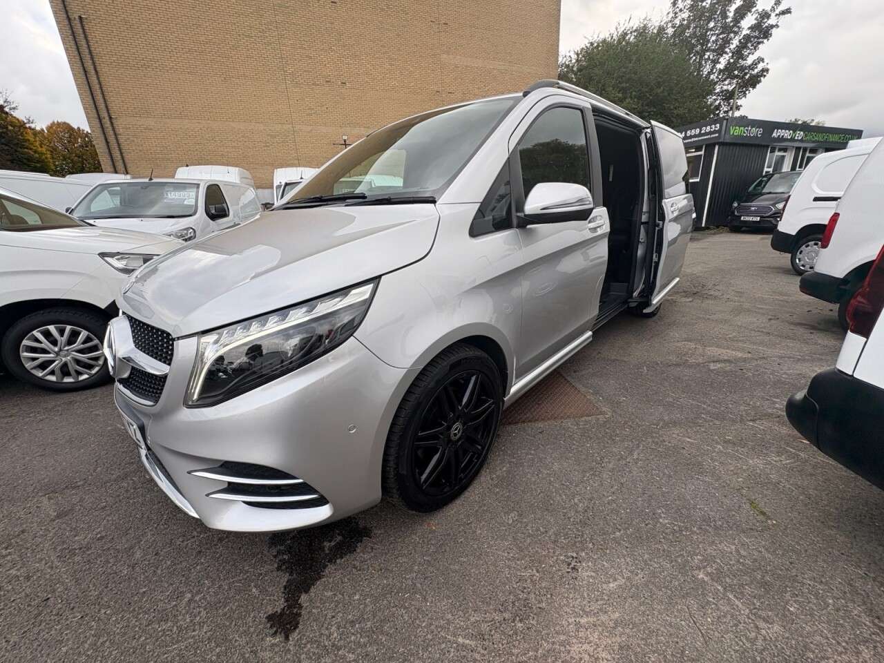 2023 MERCEDES-BENZ V-CLASS 2023 MERCEDES-BENZ V-CLASS