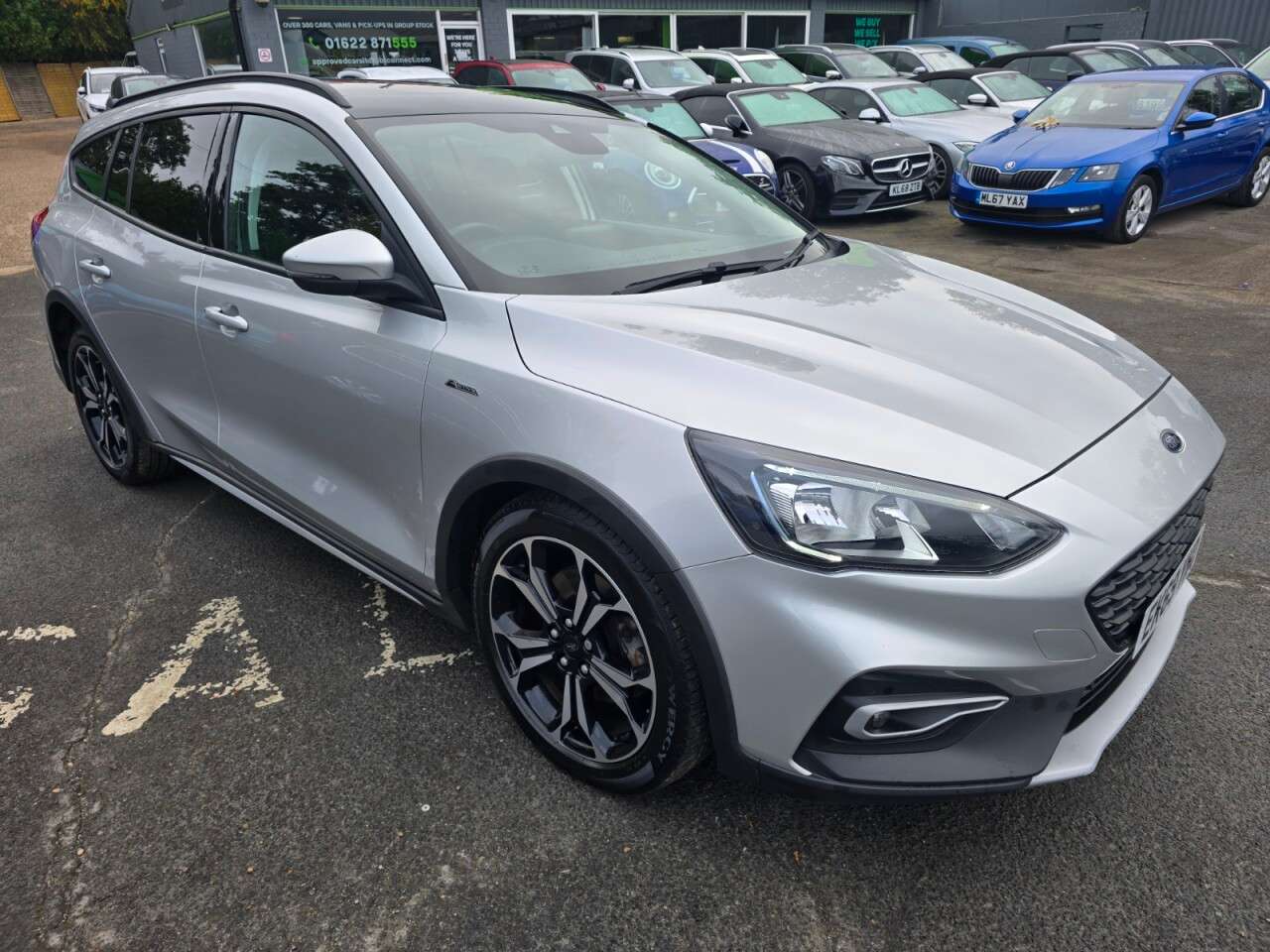 A 2019 FORD FOCUS Silver 1.0T EcoBoost Estate, 55,600 miles 2 owners, Euro 6 ULEZ compliant, A 2019 FORD FOCUS Silver 1.0T EcoBoost Estate, 55,600 miles 2 owners, Euro 6 ULEZ compliant,