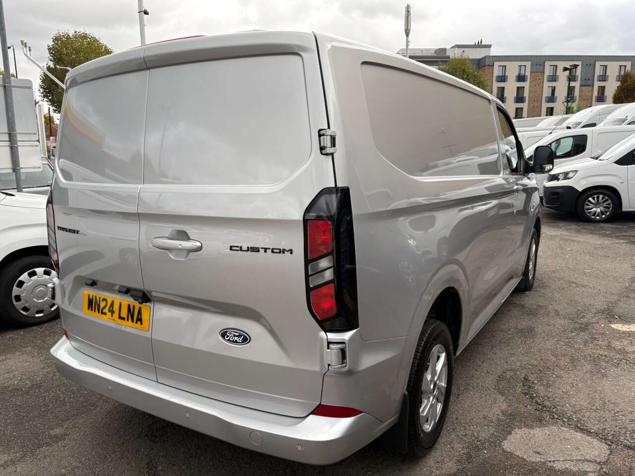 2024 FORD TRANSIT CUSTOM 2024 FORD TRANSIT CUSTOM