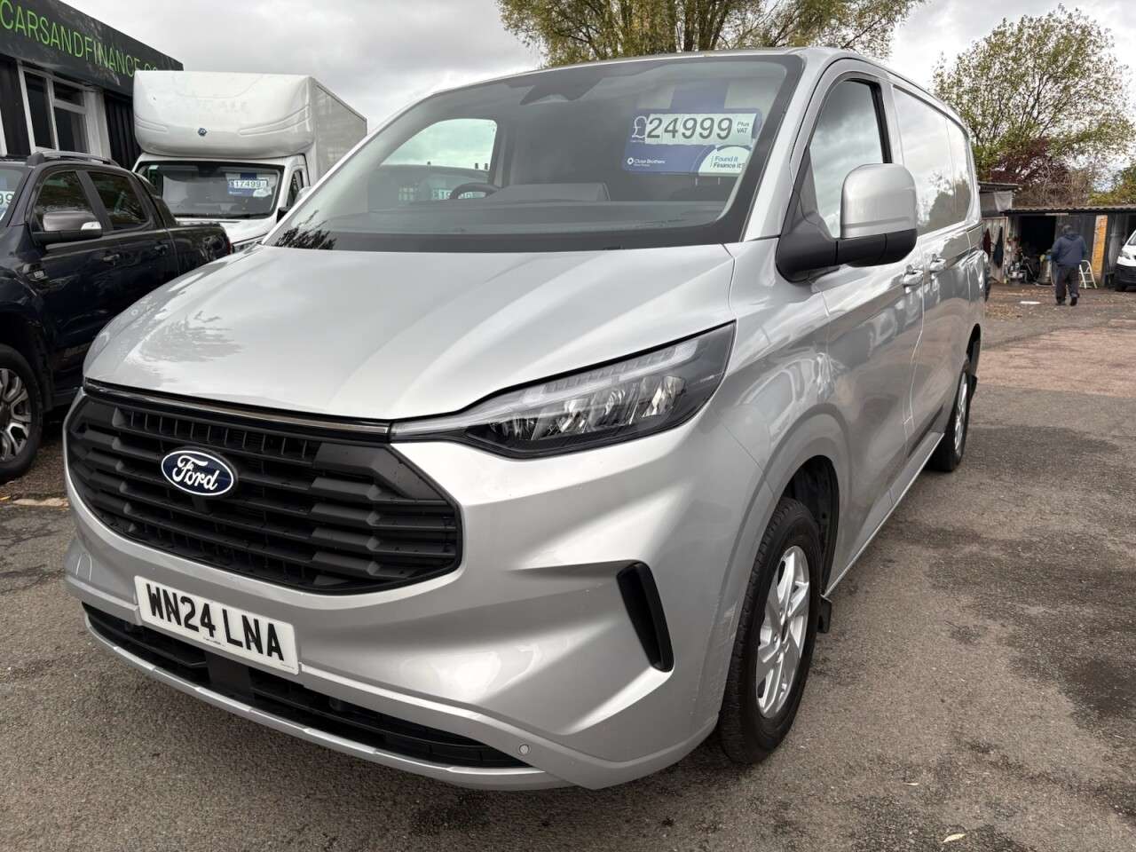 A 2024 FORD TRANSIT CUSTOM Silver 2.0 EcoBlue Limited Van, 27,705 miles, 1 owner, Euro 6 ULEZ, 6-speed A 2024 FORD TRANSIT CUSTOM Silver 2.0 EcoBlue Limited Van, 27,705 miles, 1 owner, Euro 6 ULEZ, 6-speed