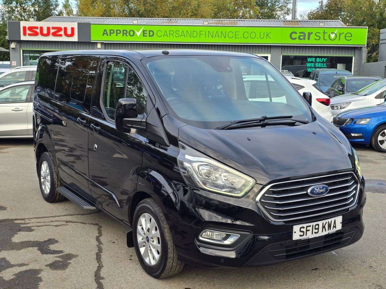 A 2019 FORD TOURNEO CUSTOM Black 2.0 320 EcoBlue Titanium Minibus, 42,000 miles, Euro 6 ULEZ, Automati A 2019 FORD TOURNEO CUSTOM Black 2.0 320 EcoBlue Titanium Minibus, 42,000 miles, Euro 6 ULEZ, Automati