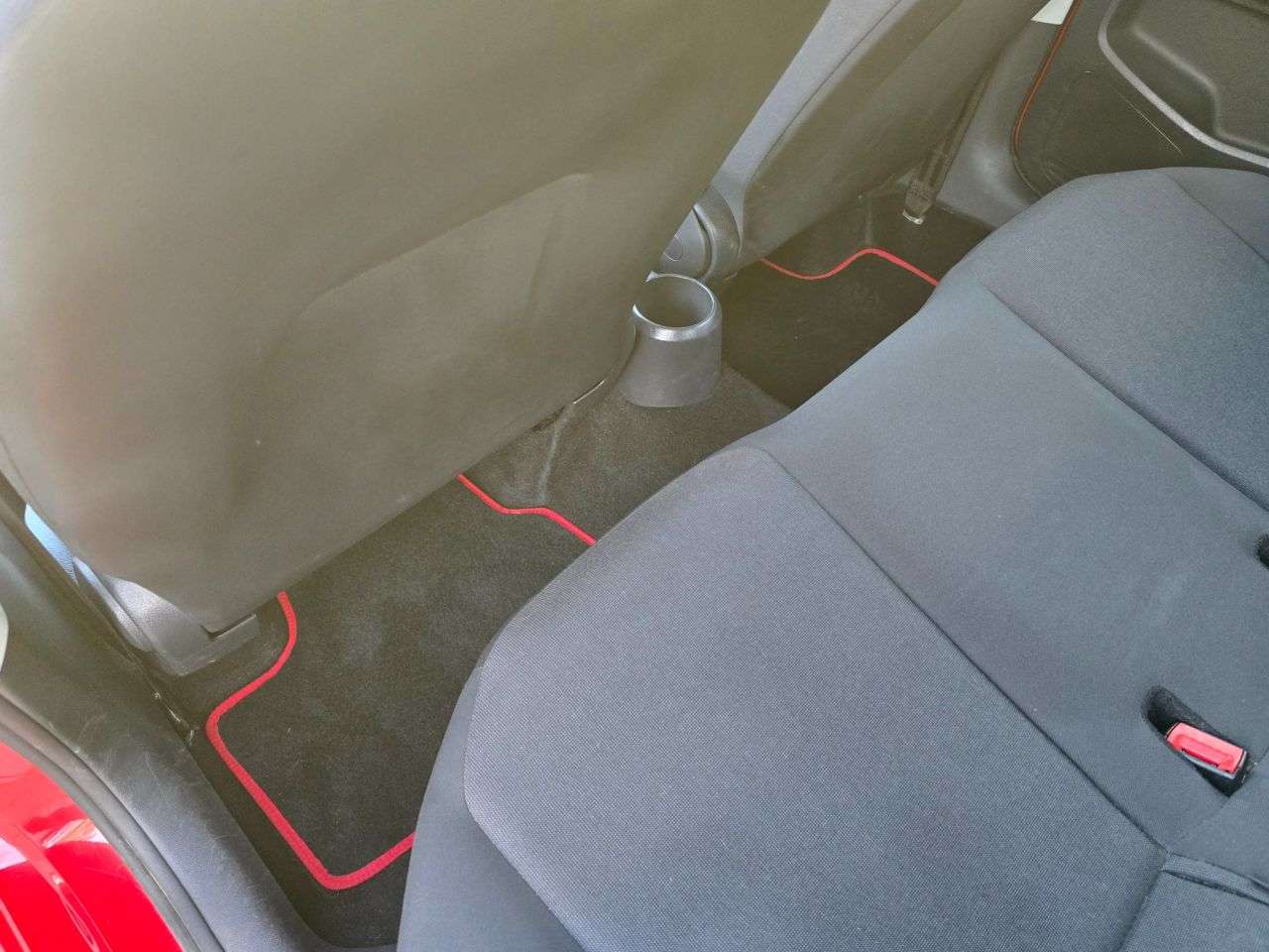 2019 VOLKSWAGEN UP! 2019 VOLKSWAGEN UP!