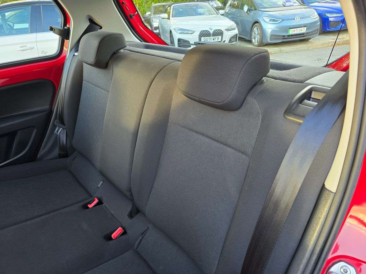 2019 VOLKSWAGEN UP! 2019 VOLKSWAGEN UP!