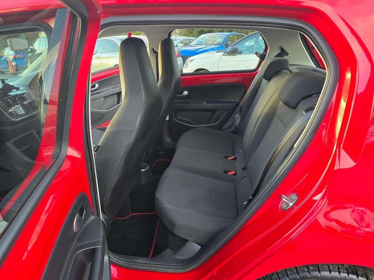 2019 VOLKSWAGEN UP! 2019 VOLKSWAGEN UP!