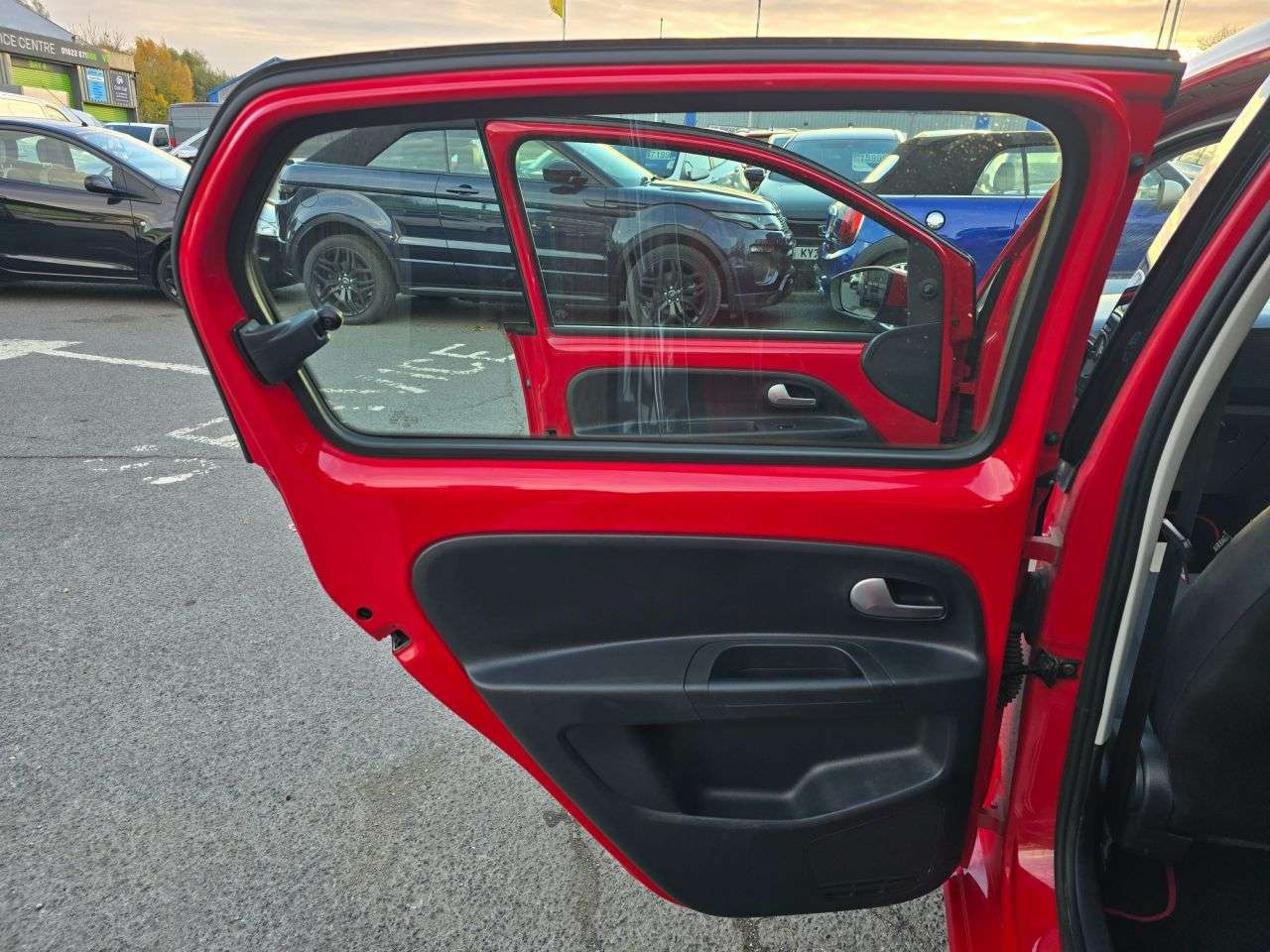 2019 VOLKSWAGEN UP! 2019 VOLKSWAGEN UP!