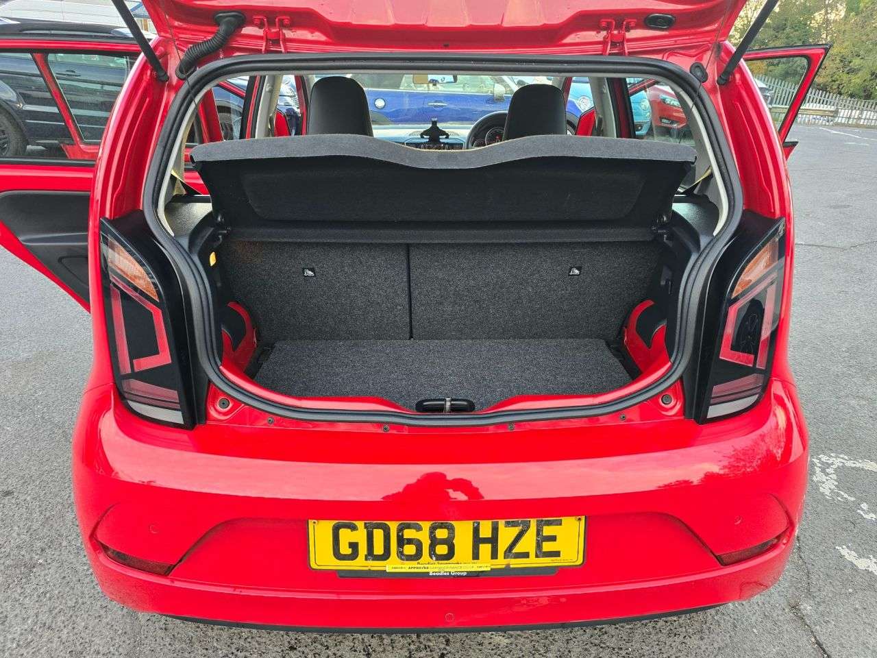 2019 VOLKSWAGEN UP! 2019 VOLKSWAGEN UP!