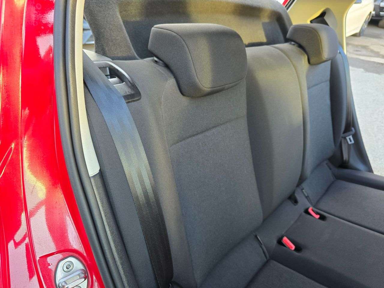 2019 VOLKSWAGEN UP! 2019 VOLKSWAGEN UP!