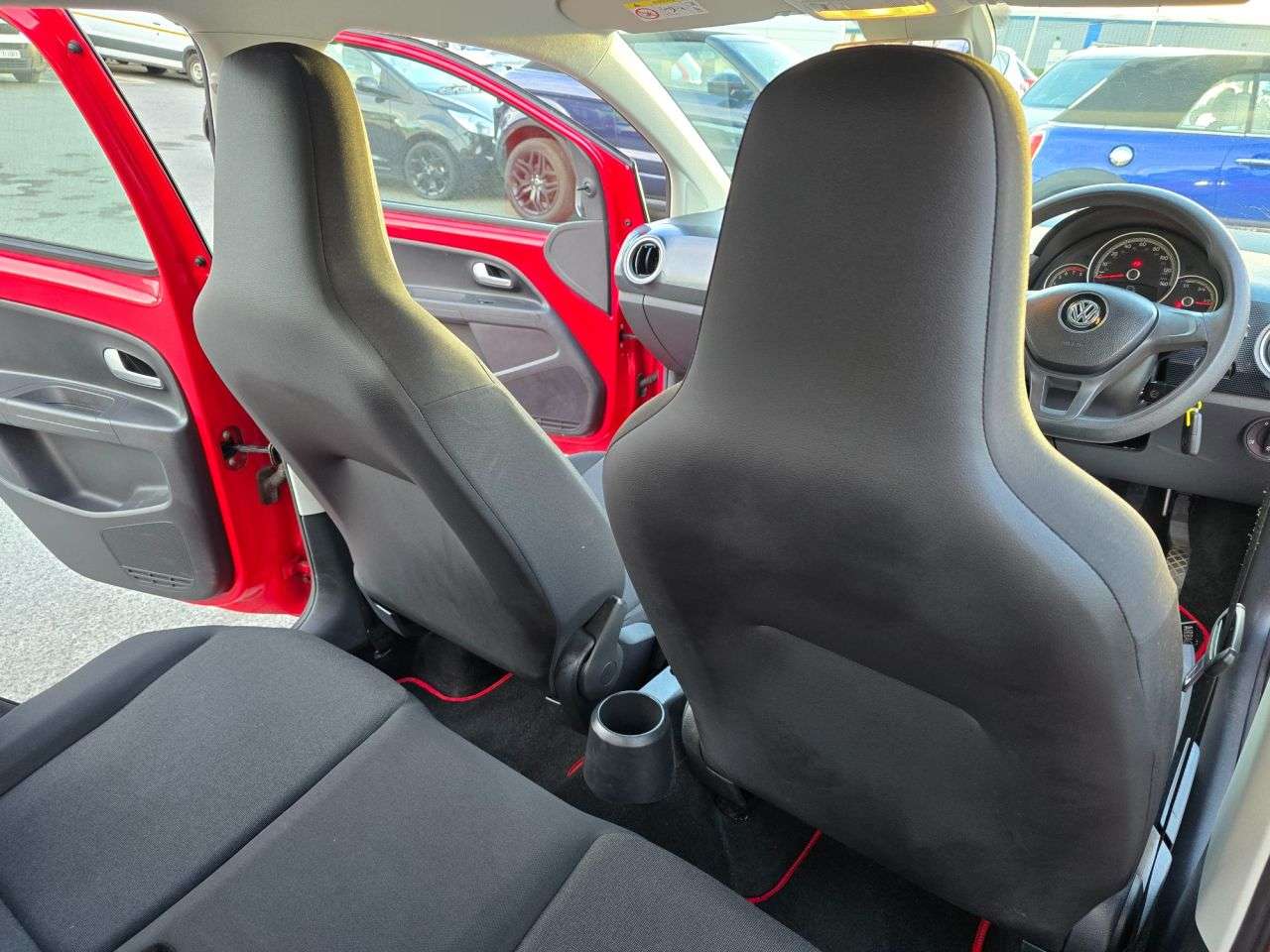 2019 VOLKSWAGEN UP! 2019 VOLKSWAGEN UP!