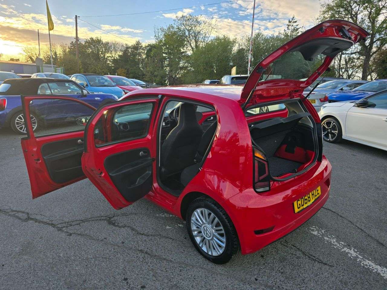 2019 VOLKSWAGEN UP! 2019 VOLKSWAGEN UP!