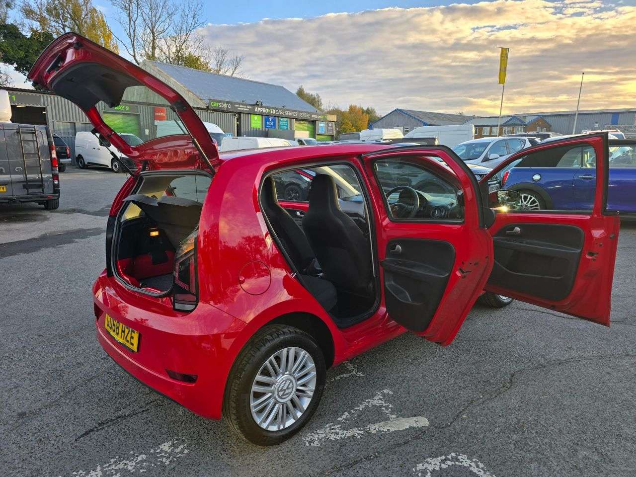 2019 VOLKSWAGEN UP! 2019 VOLKSWAGEN UP!