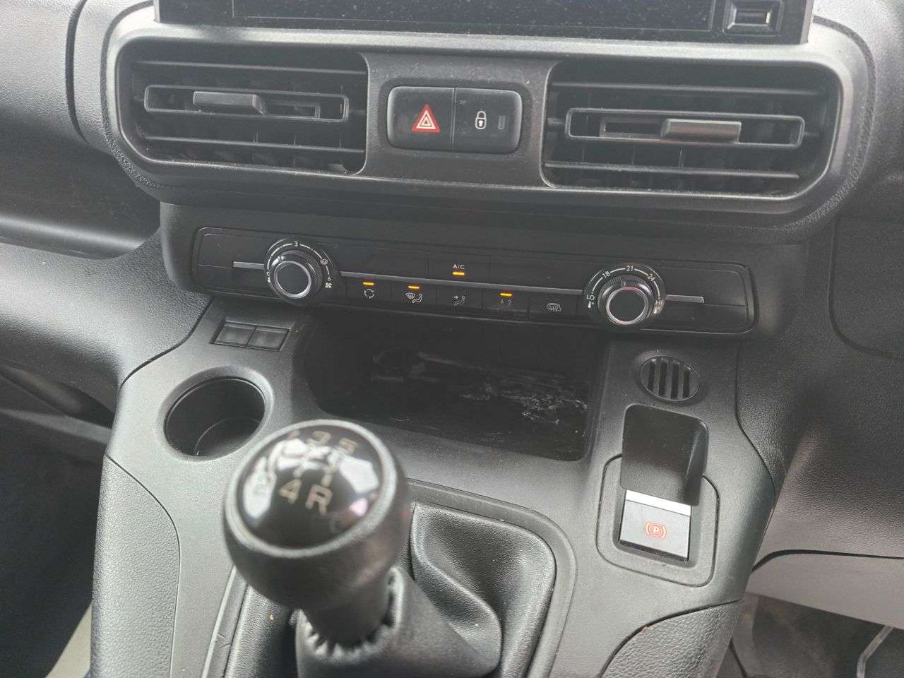 2021 PEUGEOT PARTNER 2021 PEUGEOT PARTNER