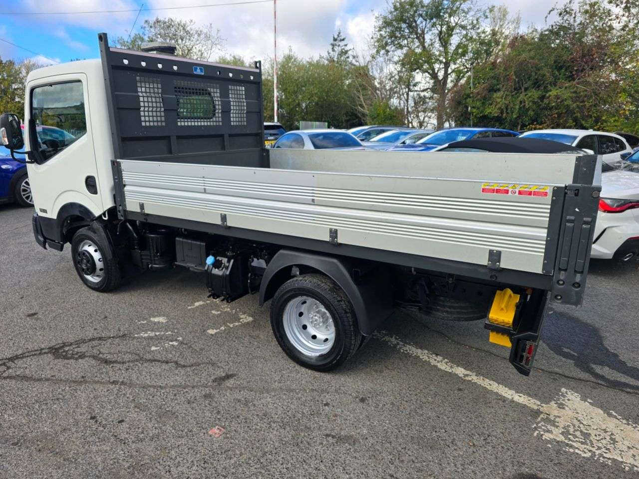 2017 NISSAN NT400 CABSTAR 2017 NISSAN NT400 CABSTAR